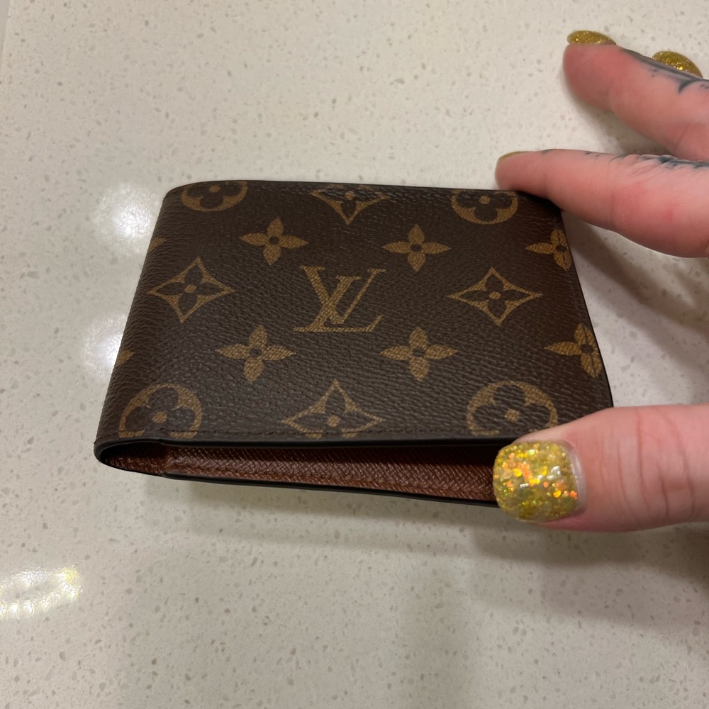 Louis Vuitton wallet - Picture 6 of 16